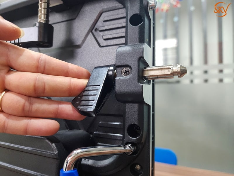 Lắp ráp Cabin Led P3.91 Outdoor Tại Kho SVK