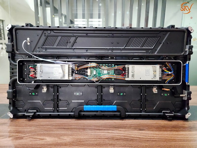 Lắp ráp Cabin Led P3.91 Outdoor Tại Kho SVK