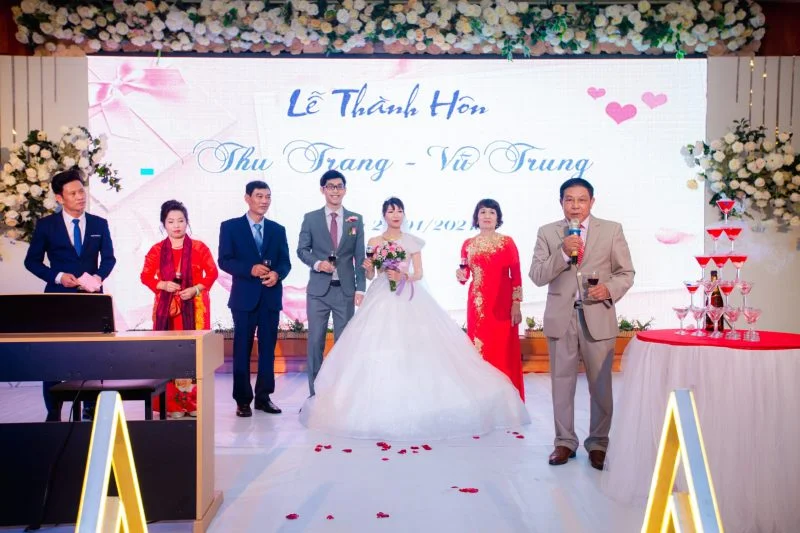 Hình ảnh đám cưới Phan Thành và Primmy Trương tại nhà riêng