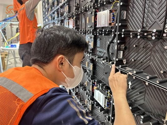 SKV Thi Công Màn Hình LED P1.538 Indoor Tại Tràng Tiền Plaza, Hà Nội Thi công lắp đặt màn hình led P1.538 tại tràng tiền Plaza